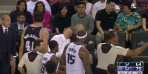 POKAZAO ZUBE: Marjanović na debiju zaradio tehničku grešku (VIDEO)