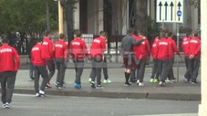 Šetnja Orlova kroz Tiranu