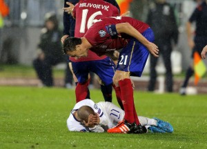 UEFA NEMILOSRDNA: Žestoka kazna za Matića, Kolarov bolje prošao