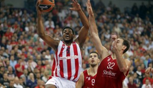 TRABZON PODELIO OTKAZE: Nije samo Zvezda pogrešila, Partizan ima slobodnog krilnog centra na tržištu!