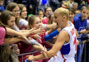 ‘PUKLA STOTKA’: ‘Carice’ u prepunom Pioniru demolirale Nemačku (FOTOGALERIJA)