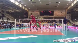 DRUŽE, KAKO TI JE USPELO? Najgori servis u istoriji odbojke! (VIDEO)