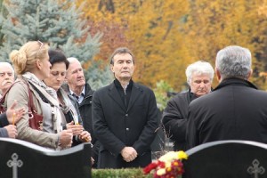 GODIŠNJICA SMRTI LEGENDE: Delegacija Vojvodine obišla grob velikog Ilije Pantelića