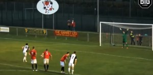 NAJGORE IZVEDEN PENAL IKADA: Pomešao fudbal i ragbi (VIDEO)
