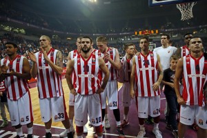 KRATKA PAUZA ZA LAZIĆA: Zamenik kapitena Zvezde istegao primicač