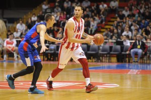 REŠEN: Jović zaprosio nevestu i na Instagramu uz stihove grupe S.A.R.S. (FOTO)