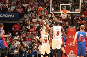 POLETEO: Ruki Majamija uništio Ersana Ilijasovu (VIDEO)