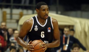 VODI PARTIZAN: Atraktivno zakucavanje Kevina Džonsa (VIDEO)