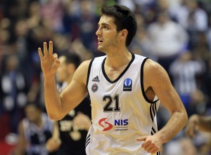 POJAČANJE KOJE NIKO NIJE OČEKIVAO: Andrić ponovo u crno belom dresu!