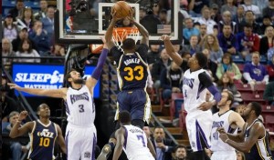 ZAKUCAVANJE VEČERI: Trevor Buker isprkosio gravitaciji (VIDEO)