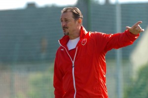 Vojo Ćalov, pomoći trener Zvezde o porazu od Borca