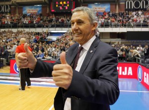 SVETISLAV PEŠIĆ: Čestitam Zvezdi, ali ne i sudijama!