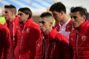 FOTO-UBOD: Danas se u Zvezdinoj svlačionici nešto slavi…