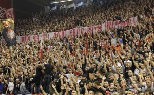 SPREMNI I DA KLEČE: Šta su Delije poručile Čoviću? (FOTO)