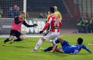 VIEIRA PORUČIO: Ne vraćam se ako me ne isplatite!