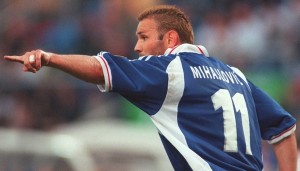 VREMEPLOV: Ostaće upamćeno da je Siniša Mihajlović lomio kosti igračima u živom zidu (VIDEO)