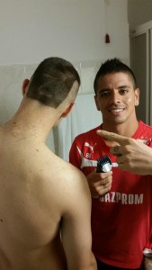 SVE VEĆA KONKURENCIJA: Posle Ibanjeza još jedan fudbaler Zvezde otišao u ‘brice’ (FOTO)