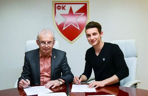 ZAVRŠEN POSAO: Babunski potpisao! (FOTO)