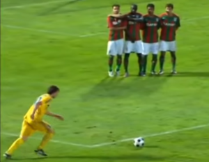 DOVEDITE GA: Pogledajte majstorije Bresana i poželećete da ga vidite u crno-belom dresu (VIDEO)