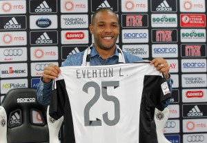 SITUACIJA SE NE SMIRUJE: Evertonove suze na kraju će na svojoj koži osetiti – Srbija (VIDEO)