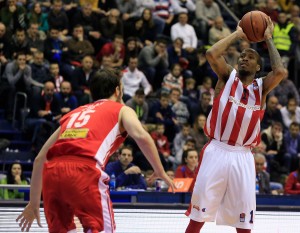 OPRAVDANO ILI NE: Hoće li Radonjić oprostiti Kinsiju kašnjenje na trening kad sazna razlog? (FOTO)