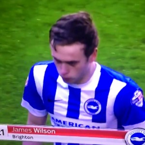 PRESISAO: Fudbaler Brajtona ‘pođubrio’ teren (VIDEO)