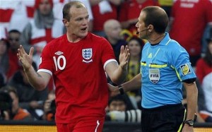 VREMEPLOV: Nepriznati evrogol koji je ‘ubio’ Engleze i pokrenuo revoluciju u fudbalu! (VIDEO)