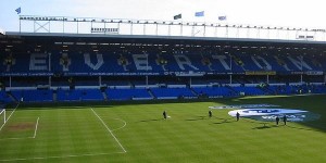 ‘PARTIZANOVAC’ NA GUDISONU: Nezvani gost posetio stadion u Liverpulu (VIDEO)