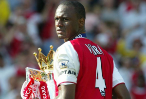 VREMEPLOV: Patrik Vijera udara po lopti, a Peter Šmajhel ne zna šta ga je snašlo (VIDEO)