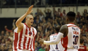 NEMILOSRDNO: Cirbes ‘vetrenjačom’ zakucao, ali malo je nedostajalo da se obruka (VIDEO)