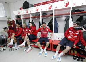 ‘GROF’ NE VOLI ĆELAVE IGRAČE: On bi sve učinio zarad minutaže, a Zvezda je u dilemi (FOTO)