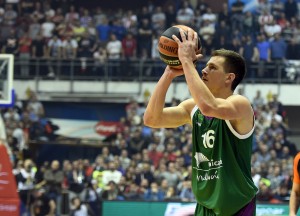 EL: Olimpijakos sve vreme vodio, Brose pobedio, Nedović razbio Himki (VIDEO)