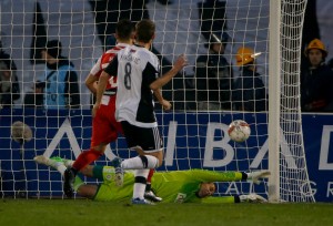 ‘ODMAZDA’ ZA STOJKOVIĆA: Bivši golman Partizana na meti Crvene zvezde?! (FOTO)