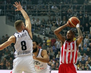 MORA JOŠ JAČE: Murić zahvaljuje i opominje Grobare (FOTO)