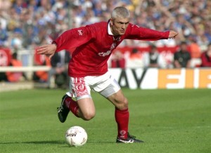 VREMEPLOV: Sećate li se Belog Pera, sedog momka koji je bio ‘noćna mora’ za golmane (VIDEO)