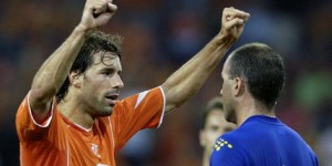 VREMEPLOV: Van Nistelroj dobio ruganje u lice, a onda je svet video legendarnu proslavu gola (VIDEO)