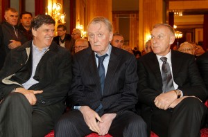 KAKAV TIM: Ivica Osim naterao Grobare da se naježe (VIDEO)