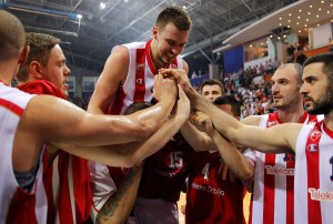 ZVEZDIN ‘DEŽURNI KRIVAC’: Ako ne budete pažljivi, desiće vam se ponovo… (FOTO)