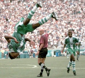 VREMEPLOV: Tragična ofsajd zamka ‘gaučosa’ koja je Nigeriju uzdigla među fudbalske velesile (VIDEO)