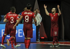 KAKVA ČAST ZA RIKARDINJA: Falkao ga nazvao idolom zbog majstorije u Areni (VIDEO)