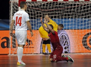 RIKARDINJO, POKLONI SE MAJSTORU: Da li je ovo najgenijalniji futsal potez ikada? (VIDEO)