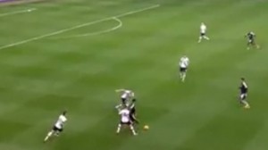 TUNELDŽIJA: Kapue pravio smešnim igrače Totenhema pred njihovim navijačima (VIDEO)