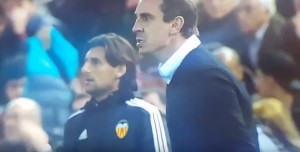 NEVEROVATNA SUDIJSKA GREŠKA: Skandalozan previd preti da propisno uzdrma svet fudbala (VIDEO) (FOTO)