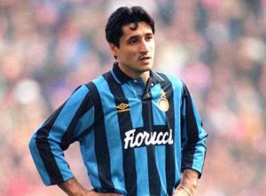 VREMEPLOV: Kako su Denis Bergkamp i Masimo Morati uticali na karijeru Darka Pančeva (VIDEO)