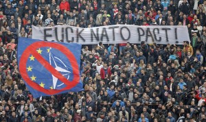 KAZNA ZA ZVEZDU: Skupe bakljade, a za rođendansku još nije isporučen račun