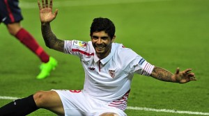 DOBIO CRVENI KARTON, PA POKAZAO VERNOST KLUBU: Banega potpisao novi ugovor