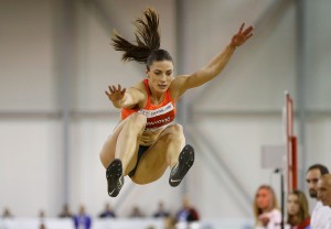 ŠPANOVIĆEVA BESNA: Daska je razlog što sam se povredila! (FOTO)