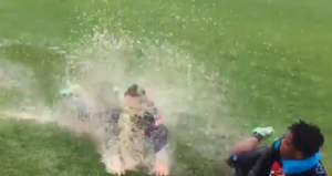 KOMEDIJA U NAPULJU: Iguain, Reina i drugovi u epizodi – ‘Blatnjav sam, pa šta!’ (VIDEO)