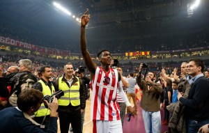 MILERMANIJA: Amerikanci zbog Kvinsija poludeli za Zvezdom (FOTO)