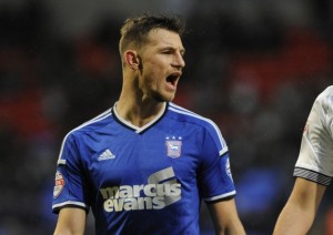 IPSVIČ SE OBRUKAO: Koliko vam igrač ima godina? (FOTO)